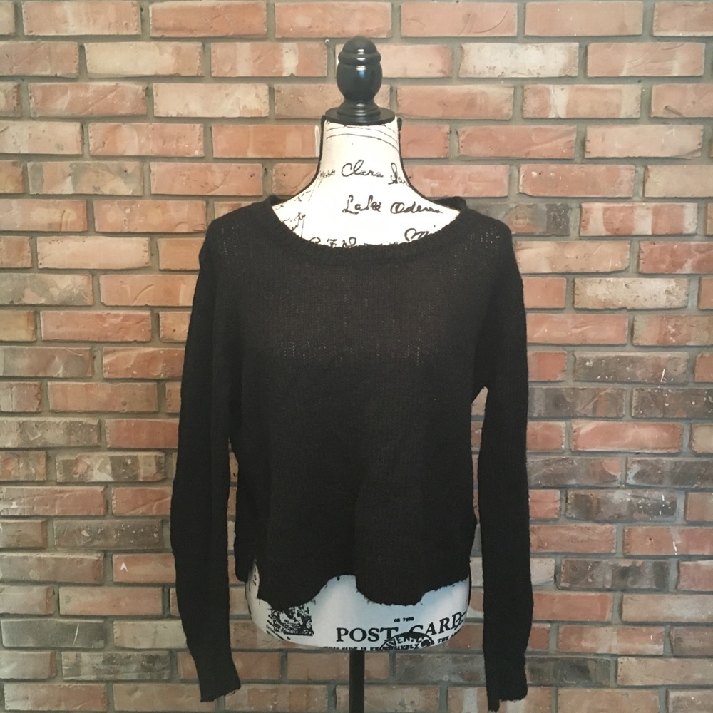 🆕Black H&M Divided Knit Sweater